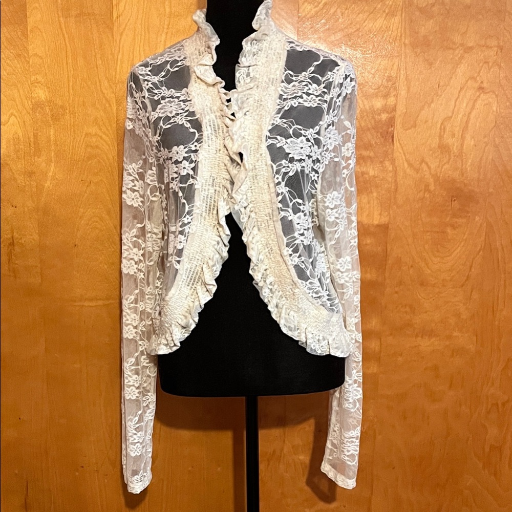 The Pyramid Collection Large Cream Lace Cardigan
